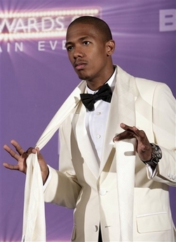 Nick Cannon in tux